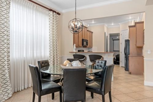 1439 Fairview Cir, Kissimmee FL 34747-6774 exterior