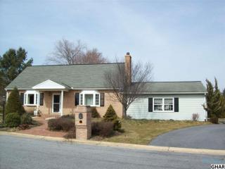 21 Oxford Dr, Lebanon, PA 17042-7516
