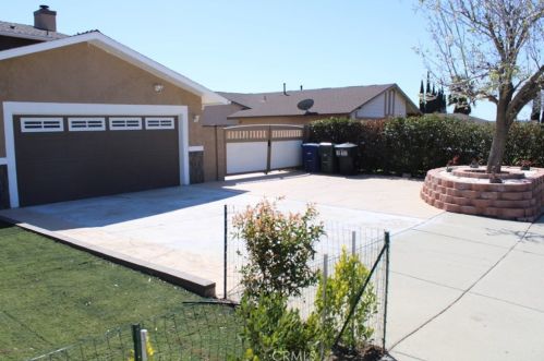 6185 Walnut Ave, San Bernardino, CA 92407-2171