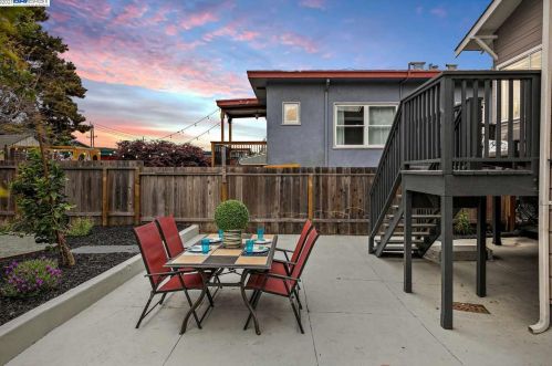 807 46th St, Oakland CA 94608-3418 exterior