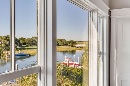 26 Morgan Place Dr, Isle Of Palms SC  29451-2742 exterior