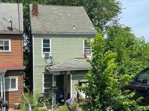1115 Adon St, Pittsburgh, PA 15204-2250