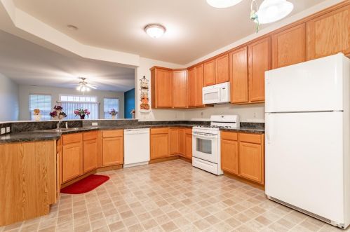 1406 Bohling Pl, Crown Point IN  46307-2313 exterior