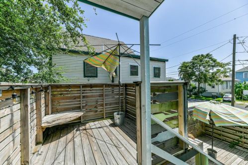 816 34 St, Galveston TX 77550-4004 exterior