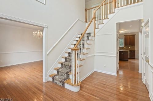 21 Brookside Dr, Princeton, NJ 08540-8566