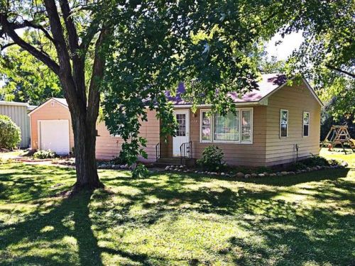 328 Railroad St, Roberts, IA 50569-7708