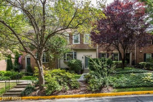 6820 Earthstar Ct, Springfield, VA 22152-3130