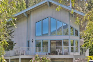 9585 Leavenworth Rd, Plain, WA 98826-9359