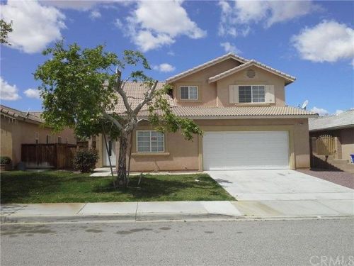 13408 Dover Ln, Victorville, CA 92392-8990