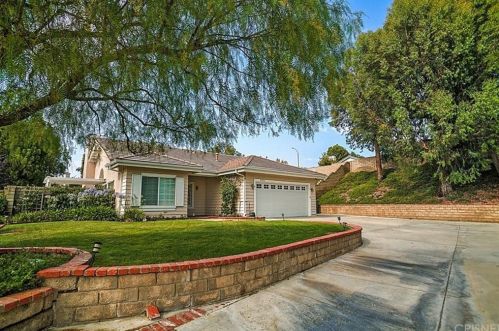 27216 Branbury Ct, Santa Clarita, CA 91354-2112