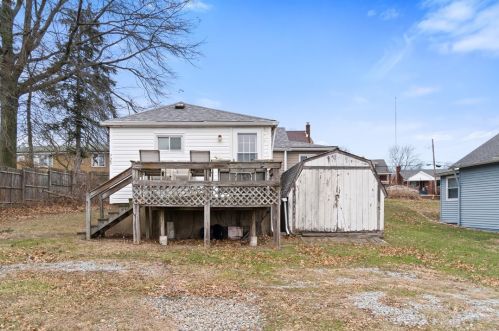 725 Shady Ln, Pittsburgh, PA 15228-2450