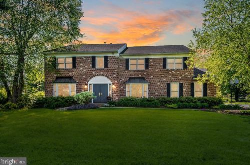 1725 Brittany Dr, Prospectville, PA 19002-3155