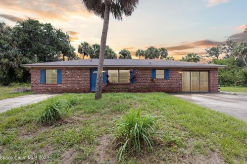 1107 1st Ave, Titusville FL  32780-4169 exterior