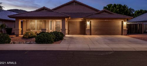 4220 Wahalla Ln, Glendale, AZ 85308-2289