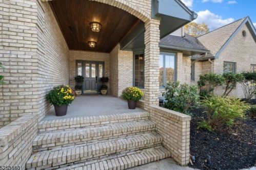 32 Ridge Rd, Parsippany NJ  07834-9629 exterior