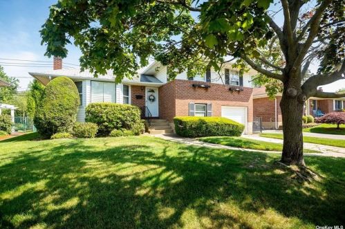 3797 Hahn Ave, Bethpage, NY 11714-5006