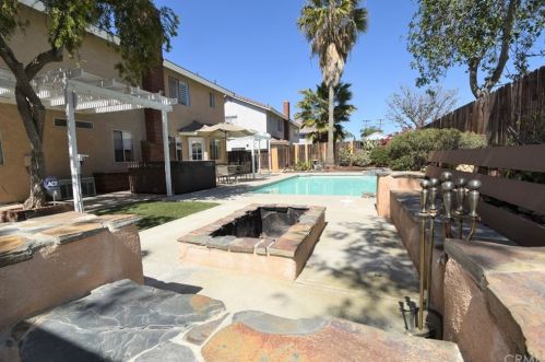 3555 Cherry Blossom Ln, Lake Elsinore CA  92530-1844 exterior