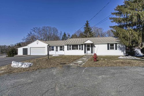 15 Garden St, Unity, NH 03743-2031