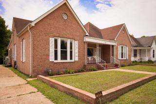 2511 Buchanan St, Nashville, TN 37208-1938