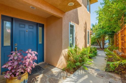 955 Agate St, San Diego, CA 92109-1175