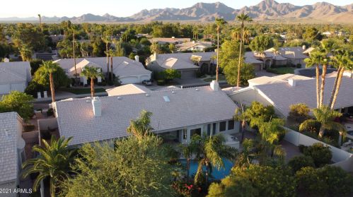 9525 Yucca St, Scottsdale AZ 85259-6987 exterior