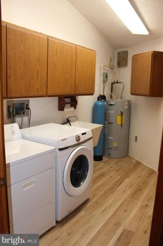 69 Eagle Trl, Charnita PA  17320-8104 exterior