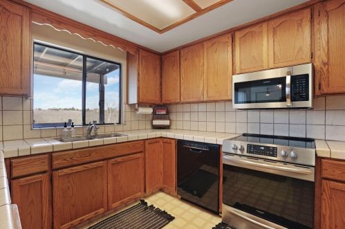 1294 River Bluff Dr, Valley Home CA  95361-2656 exterior