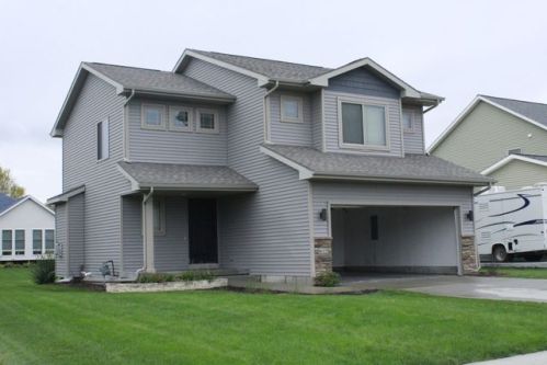 615 Meadowbrook Pl, Midvale, IA 50124-4709