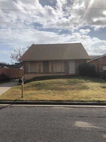 8007 Beluche Dr, Galveston, TX 77551-1553