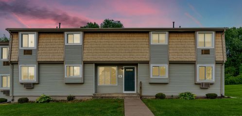 8 Carillon Dr, Rocky Hill CT  06067-2537 exterior