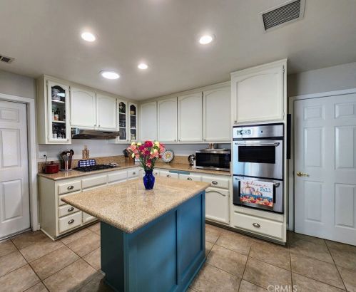 14450 Galleon Ln, Helendale CA  92342-7777 exterior