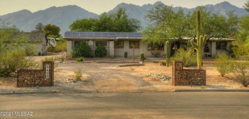 9407 Indio Pl, Tucson, AZ 85749-9594