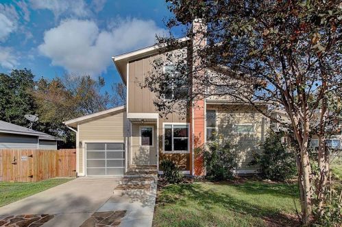 5002 Delores Ave, Austin TX  78721-2108 exterior