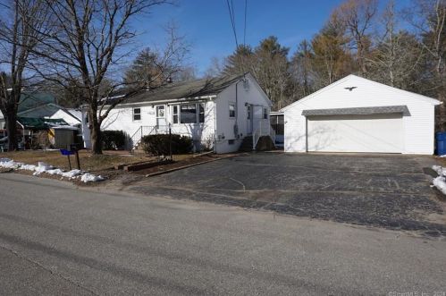 12 Labarre Dr, North Windham, CT 06256-1220