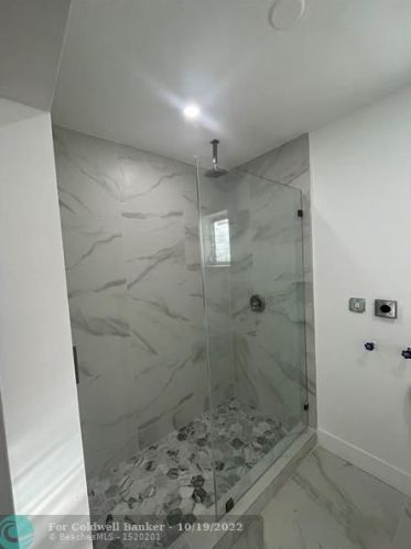 1101 14th Ave, Hollywood FL  33020-3716 exterior