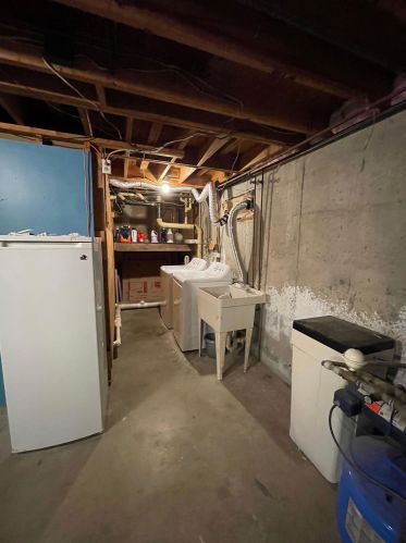 248 Bow Lake Rd, Northwood NH  03261-3315 exterior