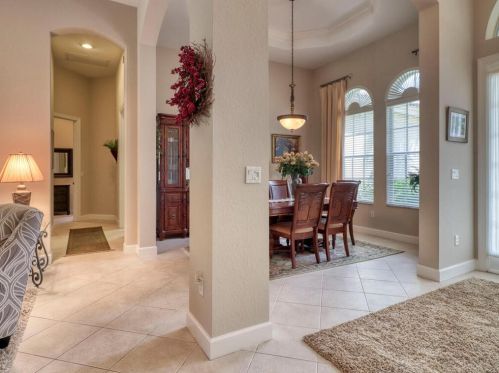 8868 Mustang Island Cir, Naples, FL 34113-1642
