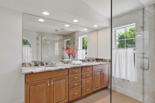 740 Orchid Dr, Naples FL  34102-5015 exterior