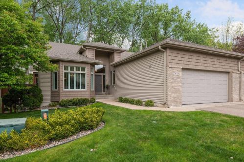 7917 Wyoming Ct, Minneapolis, MN 55438-1092