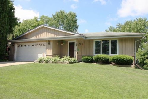 105 Shepard Ct, Mukwonago, WI 53149-1723
