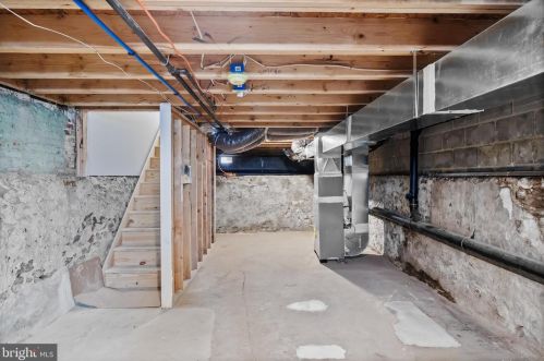 655 Line St, Camden NJ  08103-1452 exterior