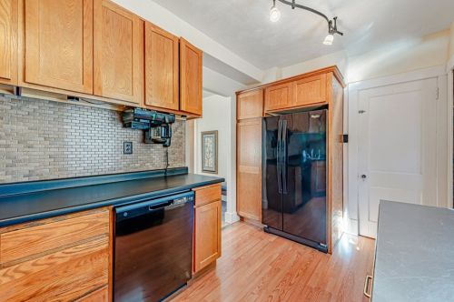 520 Vernon St, New Kensington PA  15068-5850 exterior