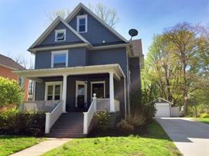 27 Newton St, Fredonia, NY 14063-1301