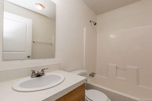 2300 County Rd 38e, Fort Collins CO 80526-5016 exterior