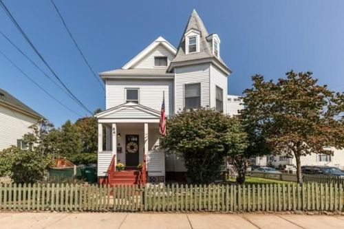 54 Lawrence St, Medford, MA 02155-4060