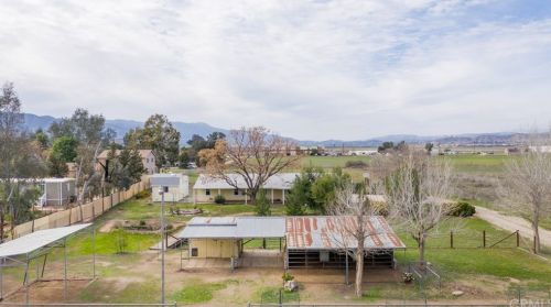 20235 Guffy Ln, Wildomar CA 92595-8798 exterior