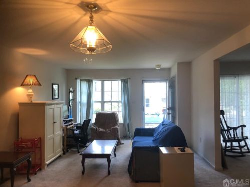 196 Brookfield Dr, Jackson Twp, NJ 08527-3858