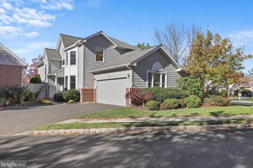 1900 Gregg Ct, Yardley, PA 19067-7224