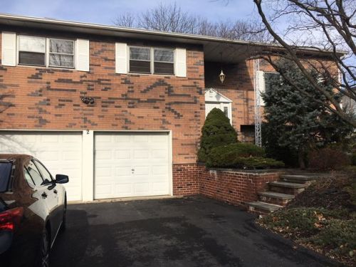 2 Hollis St, Orangeburg, NY 10962-2309