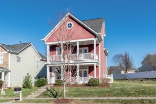 9925 Grier Springs Ln, Charlotte, NC 28213-6575